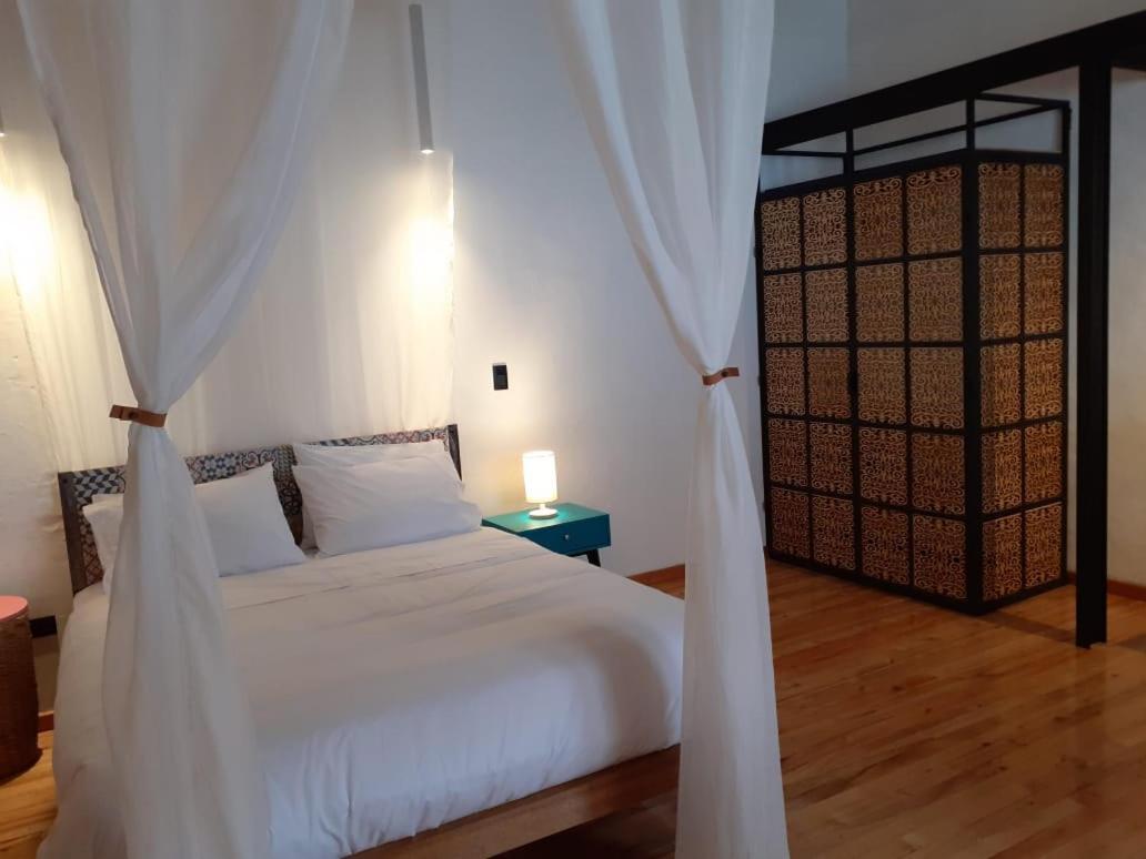 Hostal Suite Le Fabrique Куэнка Экстерьер фото