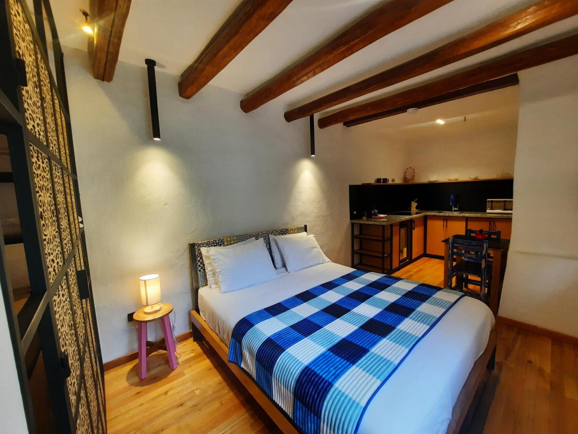 Hostal Suite Le Fabrique Куэнка Экстерьер фото