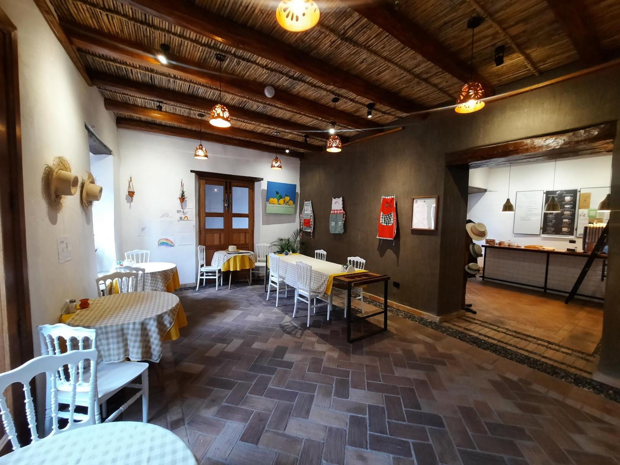 Hostal Suite Le Fabrique Куэнка Экстерьер фото