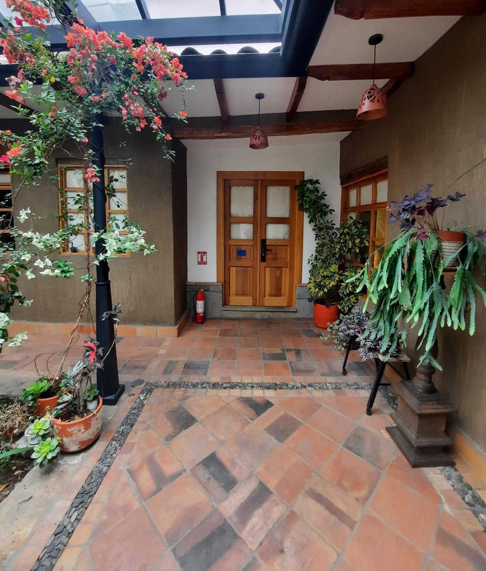 Hostal Suite Le Fabrique Куэнка Экстерьер фото